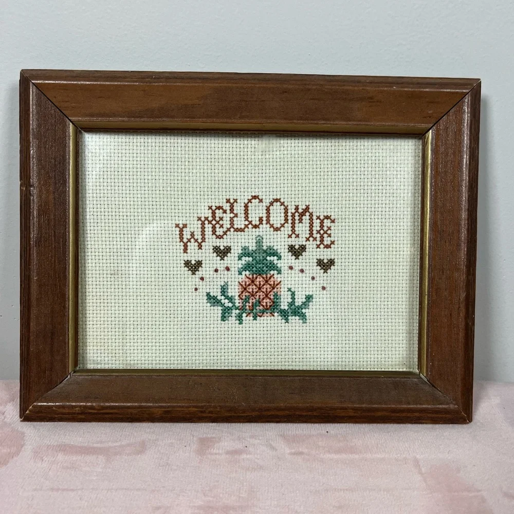 Framed pineapple Welcome Cross-Stitch Art